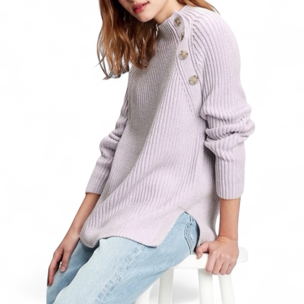 GAP Cream Asymmetrical Button Mockneck Raglan Sweater Women's Turtleneck